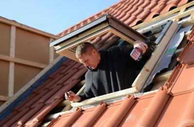 Pose de fenêtres de toit Velux à Thoix